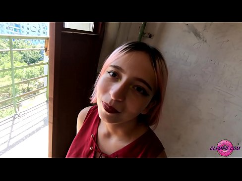 ❤️ Student Sucks a Stranger Sensually in the Backstreet - Face Cumming ❤️❌ Βίντεο σεξ